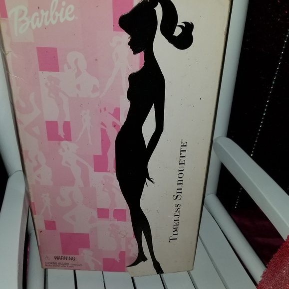 Vintage Barbie - Picture 2 of 6